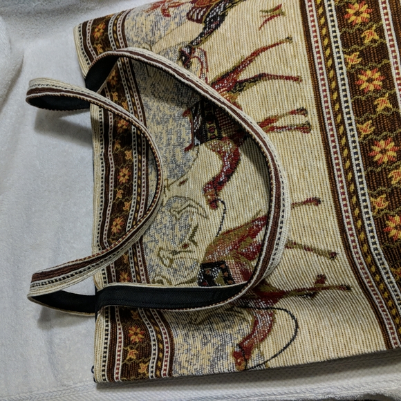 Boho Tapestry Shoulder Bag - Picture 3 of 6
